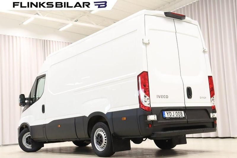 Begagnad Iveco Daily 136 HK (100 kW) 2023 Vit Van