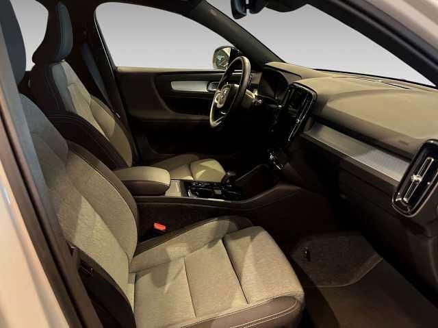 Begagnad Volvo XC40 163 HK (119 kW) 2025 SUV