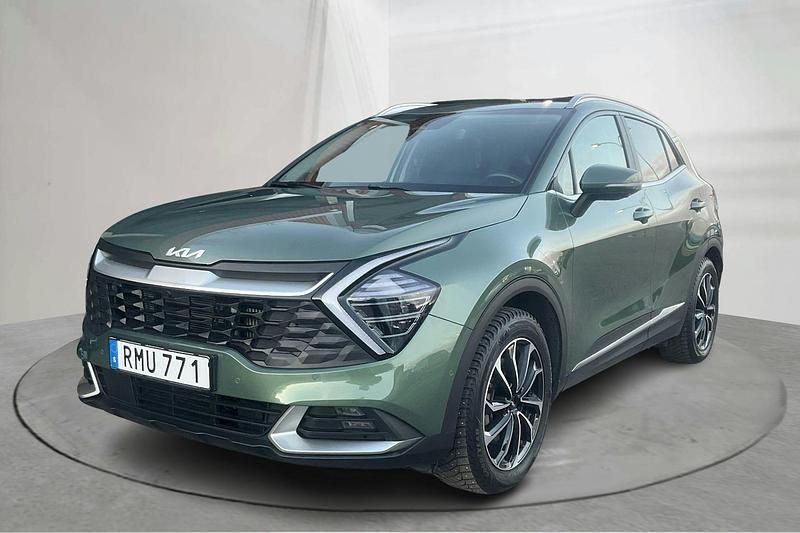 Grön Begagnad 2024 Kia Sportage Advance SUV | 350 000 kr (Bra pris) - Bild 1/4