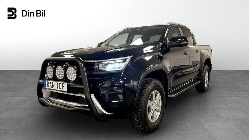Silver Begagnad 2023 VW Amarok Life Pickup | 599 000 kr - Bild 1/4