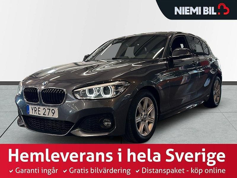 Grå Begagnad 2017 BMW 118 M Sport Halvkombi | 194 900 kr (Marknadspris) - Bild 1/3