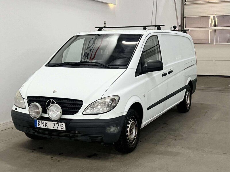 Vit Begagnad 2010 Mercedes Vito Minibuss | 69 900 kr (Lite dyr) - Bild 1/4