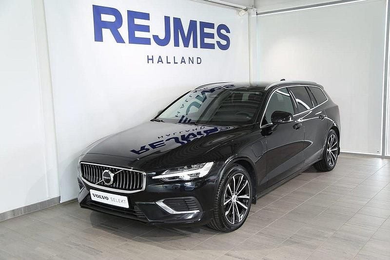 Svart Begagnad 2024 Volvo V60 Plus Kombi | 519 500 kr (Dyr) - Bild 1/4