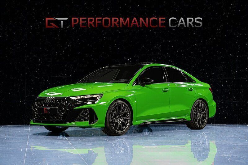 Ny 2025 Audi RS3 Design Halvkombi | 829 900 kr (Bra pris) - Bild 1/4