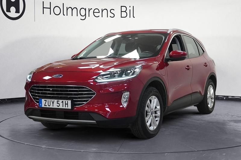 Röd Begagnad 2021 Ford Kuga Titanium SUV | 209 800 kr (Bra pris) - Bild 1/4