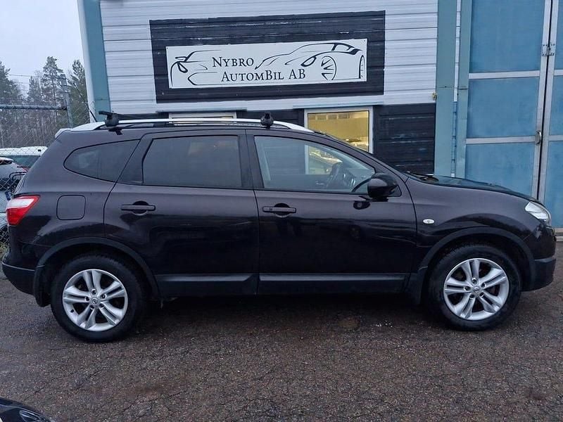 Begagnad Nissan Qashqai +2 141 HK (103 kW) 2012 Lila SUV