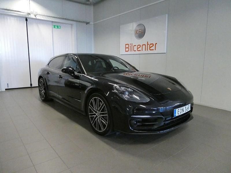 Begagnad Porsche Panamera Sport Turismo 330 HK (242 kW) 2021 Svart Kombi