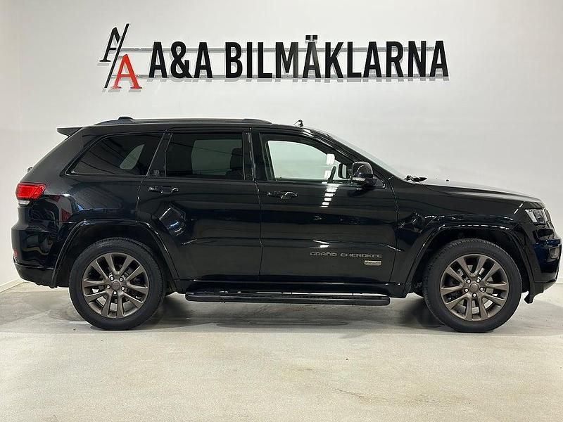 Begagnad Jeep Grand Cherokee 250 HK (183 kW) 2016 Svart SUV