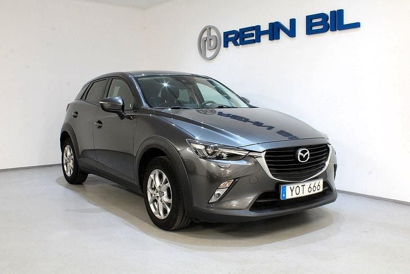 Grå Begagnad 2017 Mazda CX-3 SUV | 164 900 kr (Marknadspris) - Bild 1/4