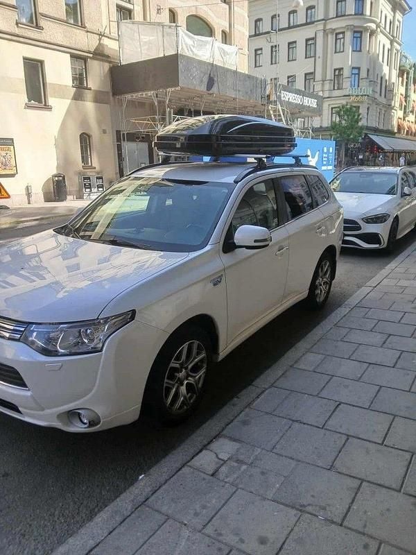 Begagnad 2014 Mitsubishi Outlander SUV | 99 500 kr (Lite dyr) - Bild 1/1