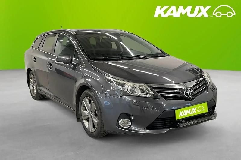 Begagnad Toyota Avensis Edition 124 HK (91 kW) 2014 Silver/grå Kombi