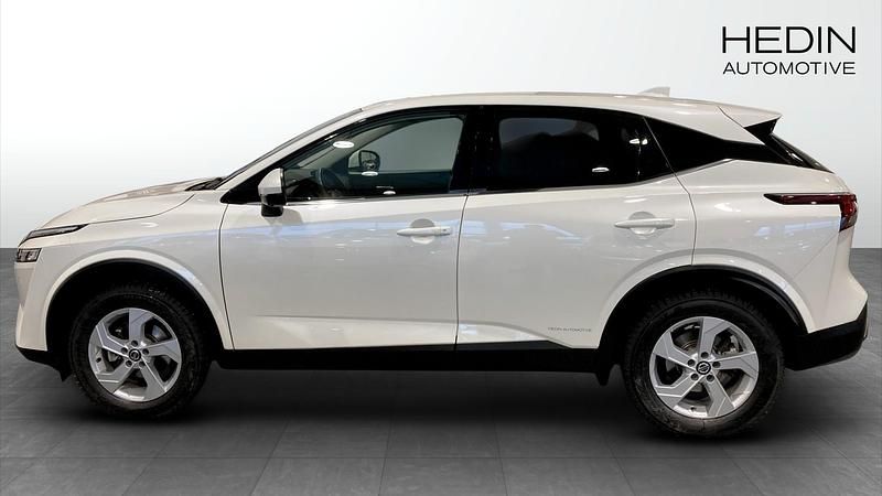 Begagnad Nissan Qashqai 159 HK (116 kW) 2023 Vit SUV