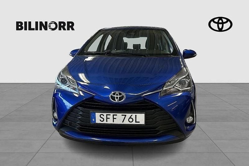Begagnad Toyota Yaris Active 112 HK (82 kW) 2019 Blå Halvkombi