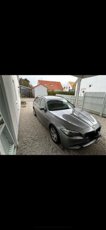 Grå Begagnad 2016 BMW 520 M Sport Kombi | 192 000 kr (Marknadspris) - Bild 1/4