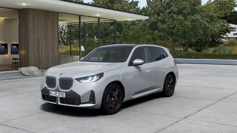 Grå Begagnad 2025 BMW X3 M Sport SUV | 819 000 kr - Bild 1/4
