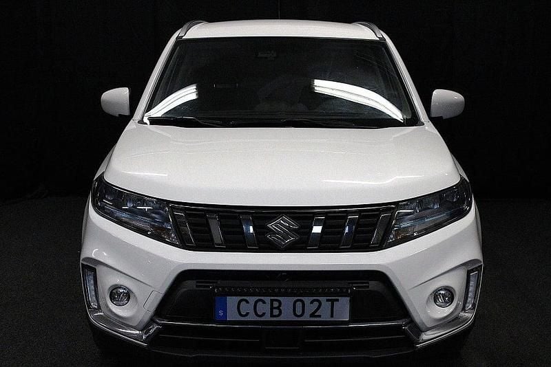 Begagnad Suzuki Vitara 102 HK (75 kW) 2022 Vit SUV