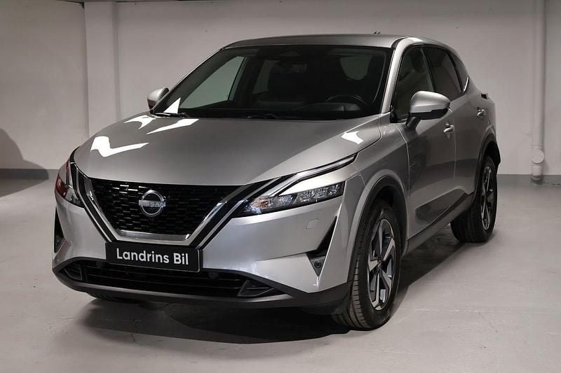 Silver Begagnad 2023 Nissan Qashqai N-Connecta SUV | 275 000 kr (Marknadspris) - Bild 1/4