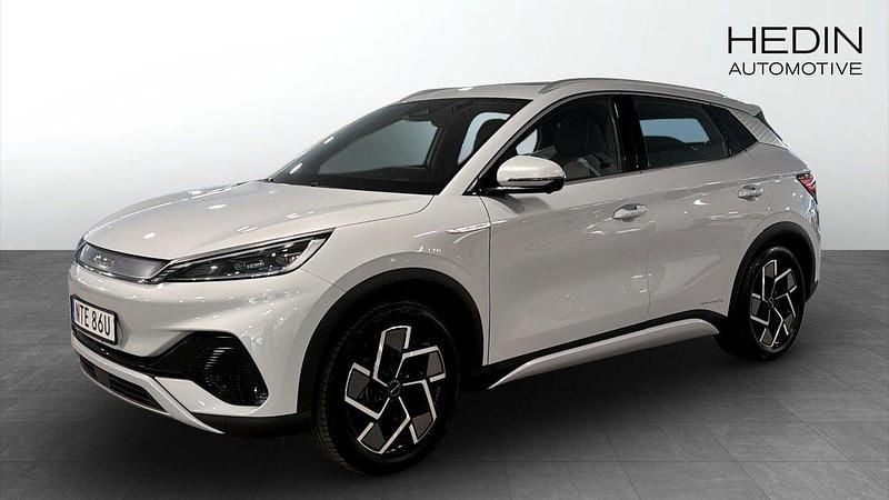 Vit (white) Begagnad 2022 BYD Atto 3 Design SUV | 279 900 kr (Marknadspris) - Bild 1/4