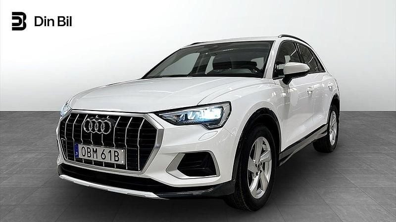 Vit Begagnad 2024 Audi Q3 Advanced SUV | 339 000 kr (Marknadspris) - Bild 1/4