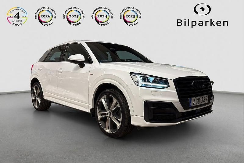 Vit Begagnad 2017 Audi Q2 S-Line SUV | 189 990 kr (Marknadspris) - Bild 1/4