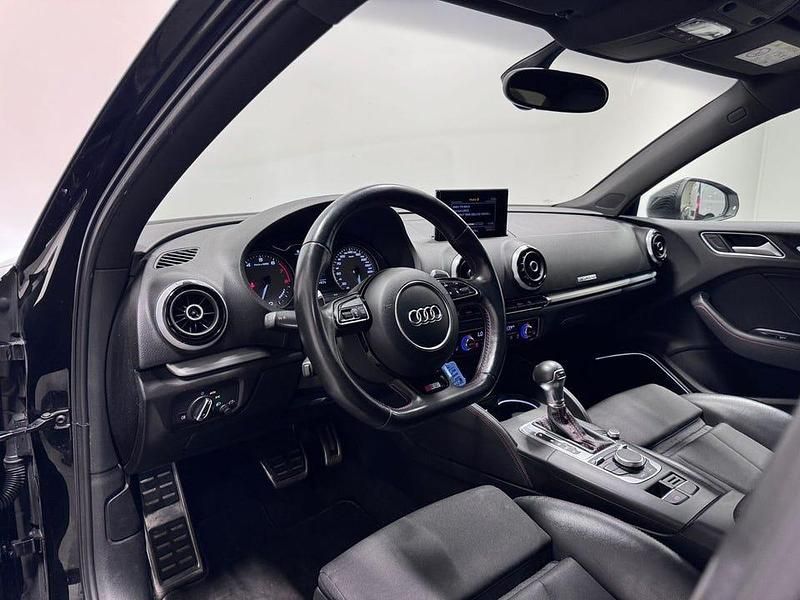 Begagnad Audi S3 Design 301 HK (221 kW) 2014 Svart Sedan