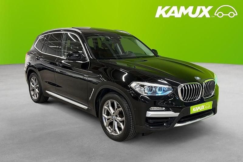 Svart Begagnad 2018 BMW X3 M Sport SUV | 279 800 kr (Marknadspris) - Bild 1/4