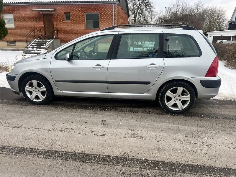 Begagnad Peugeot 307 136 HK (100 kW) 2004 Kombi