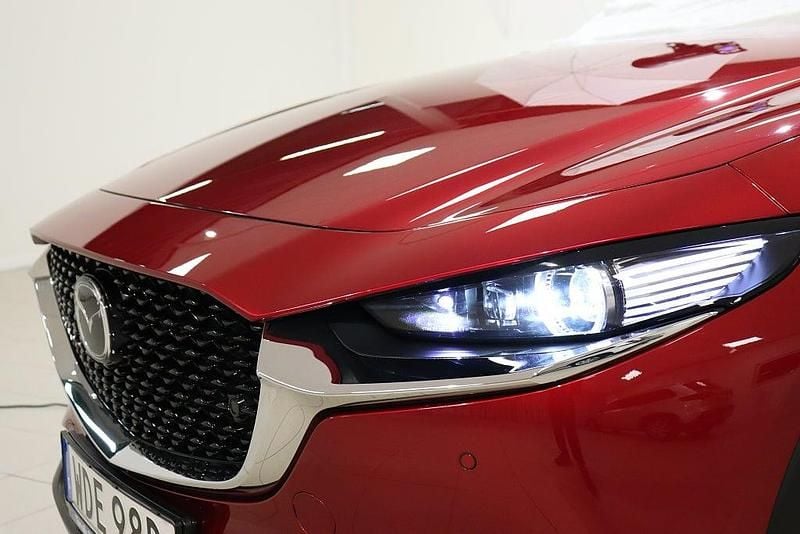 Begagnad Mazda CX-30 2022 Röd SUV
