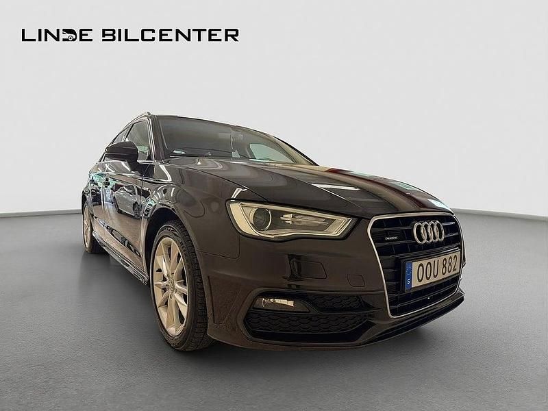 Begagnad Audi A3 Sportback S-Line 111 HK (81 kW) 2016 Brun Halvkombi