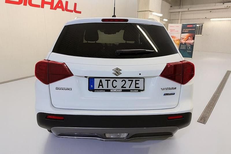 Begagnad Suzuki Vitara 102 HK (75 kW) 2022 Vit SUV