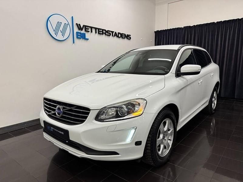 Vit Begagnad 2014 Volvo XC60 Business Edition SUV | 148 900 kr (Superpris) - Bild 1/4