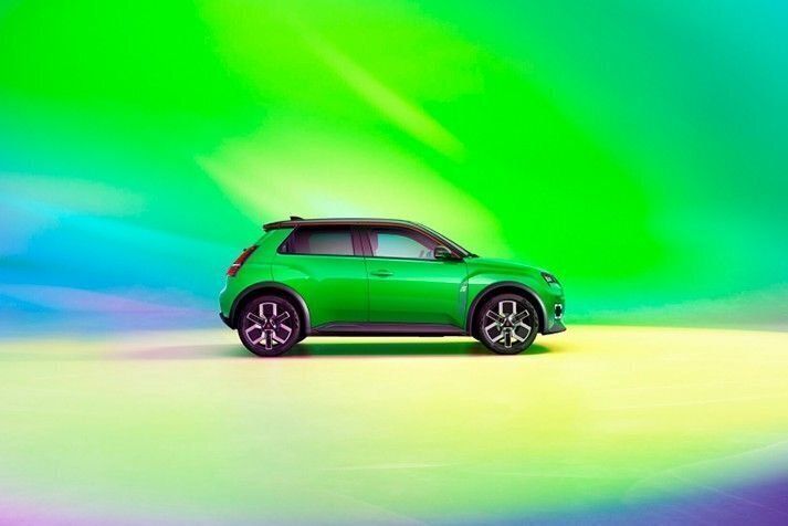 Ny 2025 Renault R5 Techno Halvkombi | 399 900 kr (Marknadspris) - Bild 1/4