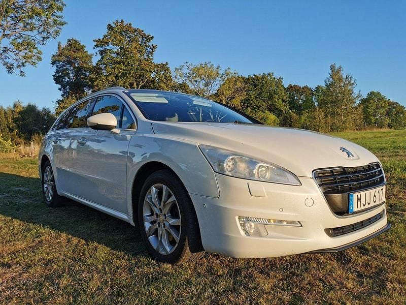 Vit Begagnad 2012 Peugeot 508 GTi Kombi | 35 000 kr (Marknadspris) - Bild 1/4