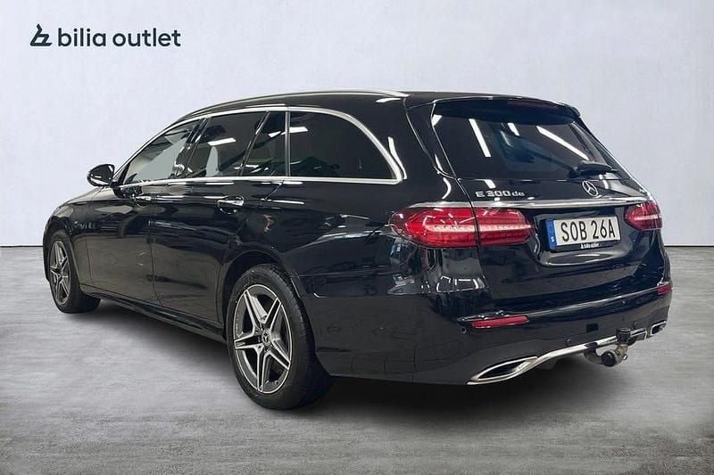 Begagnad Mercedes E300 AMG line 306 HK (225 kW) 2021 Svartpano Kombi