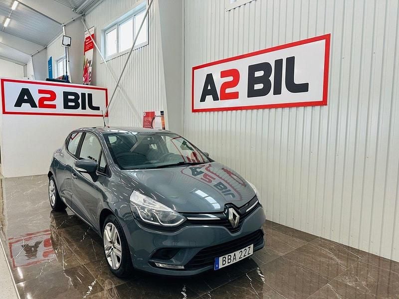 Okänd Begagnad 2019 Renault Clio IV Zen Halvkombi | 69 900 kr (Marknadspris) - Bild 1/4