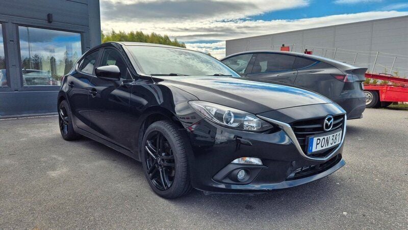 Svart Begagnad 2013 Mazda 3 Inclusive Halvkombi | 84 900 kr (Bra pris) - Bild 1/4