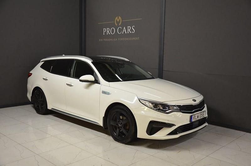 Vit Begagnad 2019 Kia Optima Kombi | 159 000 kr (Marknadspris) - Bild 1/4