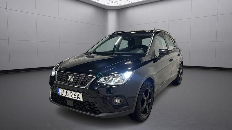 Svart Begagnad 2019 Seat Arona Style SUV | 127 500 kr (Marknadspris) - Bild 1/4