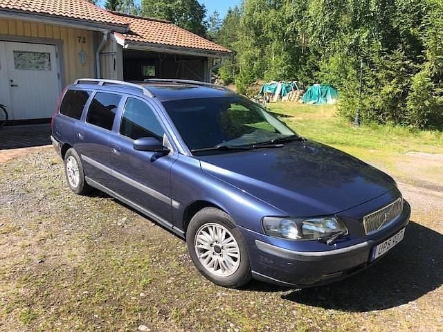 Blå Begagnad 2004 Volvo V70 Business Edition Kombi | 39 500 kr - Bild 1/4