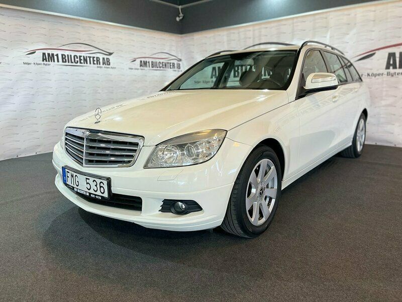 Vit Begagnad 2007 Mercedes C180 Kombi | 89 900 kr (Lite dyr) - Bild 1/4