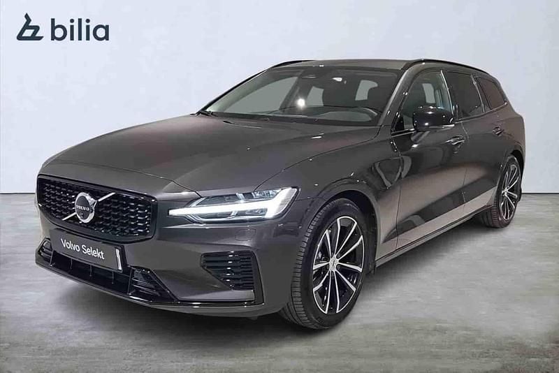 Grå Begagnad 2025 Volvo V60 Kombi | 479 000 kr (Lite dyr) - Bild 1/1