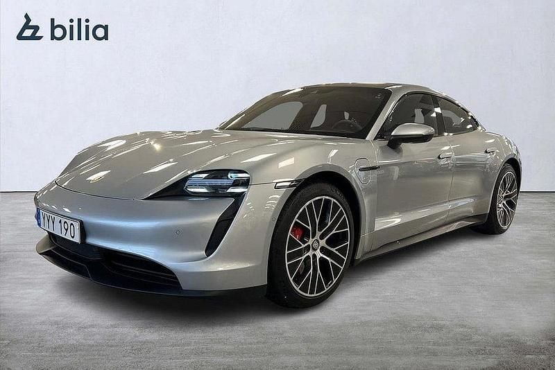 Silver Begagnad 2020 Porsche Taycan 4S Performance Package Sedan | 739 800 kr (Dyr) - Bild 1/3