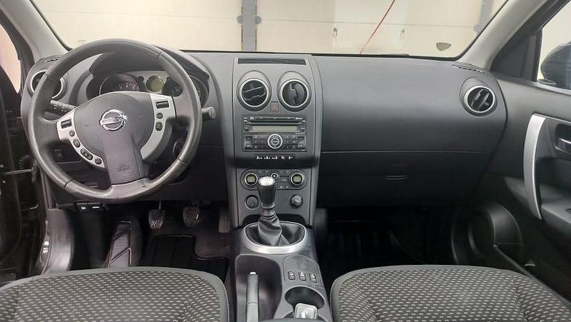 Begagnad Nissan Qashqai 141 HK (103 kW) 2009 SUV