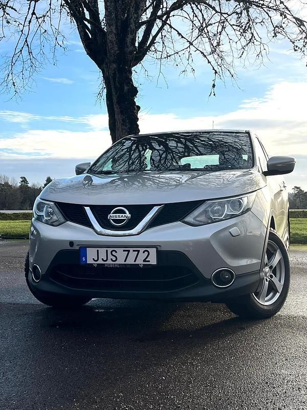 Begagnad 2014 Nissan Qashqai SUV | 99 000 kr (Lite dyr) - Bild 1/4