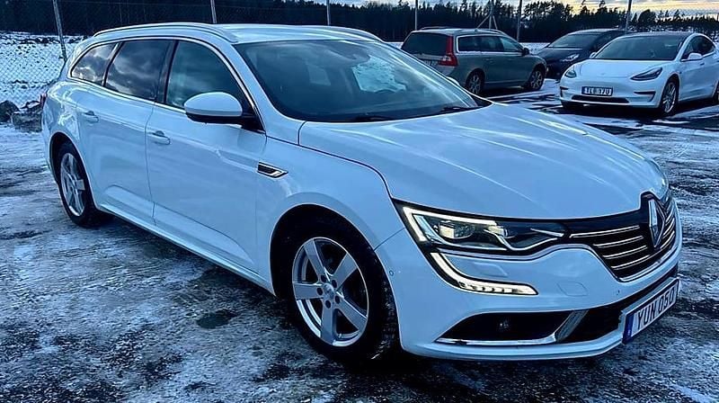 Begagnad Renault Talisman GrandTour 160 HK (117 kW) 2017 Vit Kombi