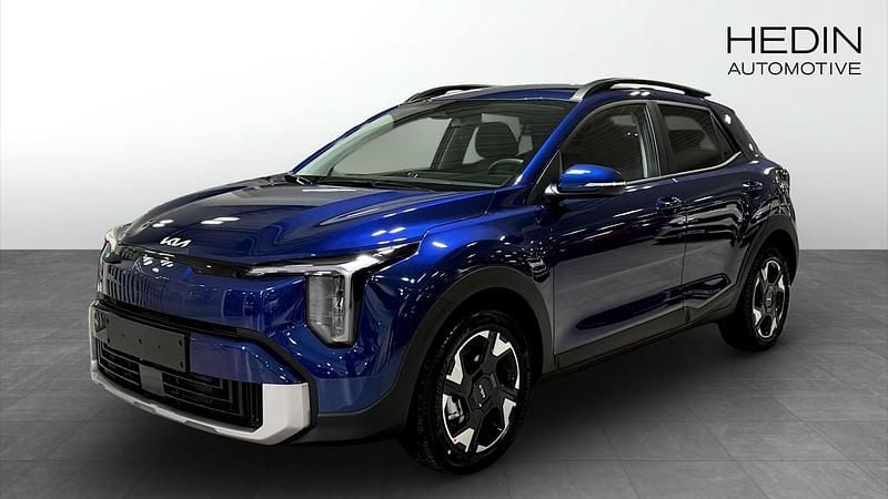 Blå Ny 2026 Kia Stonic SUV | 293 500 kr (Marknadspris) - Bild 1/4