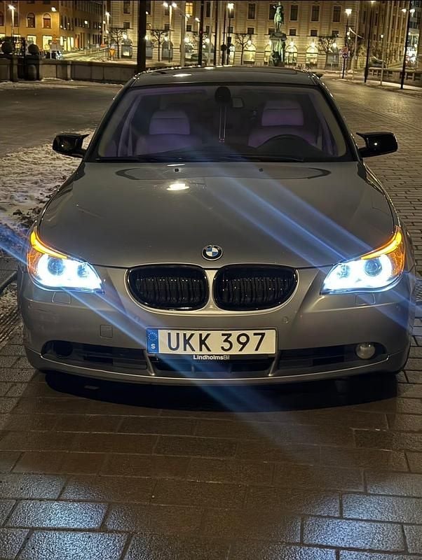 Begagnad 2004 BMW 530 Sedan | 59 000 kr (Bra pris) - Bild 1/4