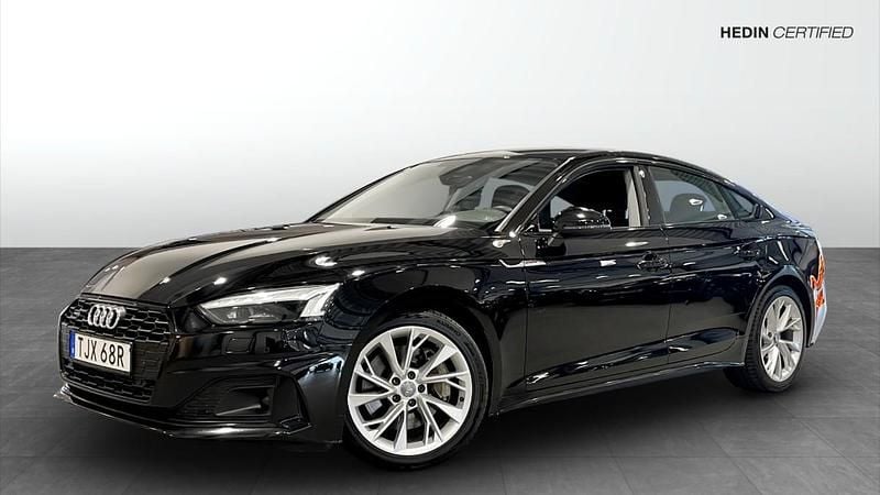 Svart (black) Begagnad 2020 Audi A5 Sportback Halvkombi | 319 900 kr (Bra pris) - Bild 1/4