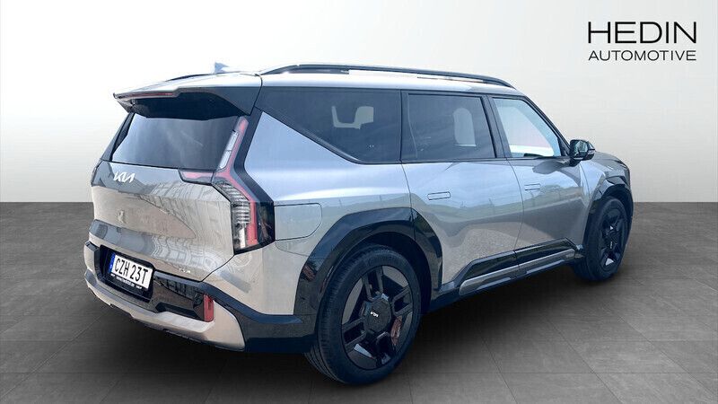Begagnad Kia EV9 GT-Line 283 kW (385 HK) 2024 Grå SUV