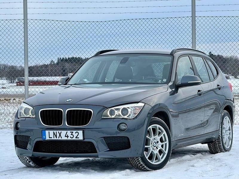 Begagnad BMW X1 M Sport 143 HK (105 kW) 2012 Grå SUV